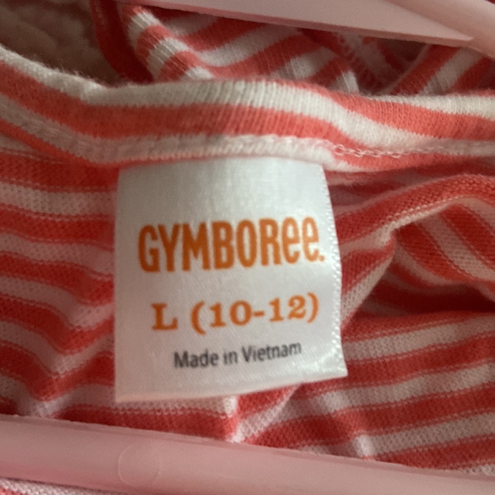GIRLS TANK TOP WITH LITTLE RUFFLE! - Picture 3 of 4